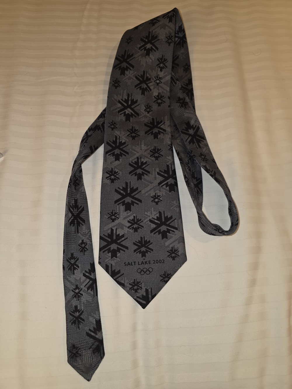 Salt Lake 2002 Black & Gray Snowflake Men's Tie